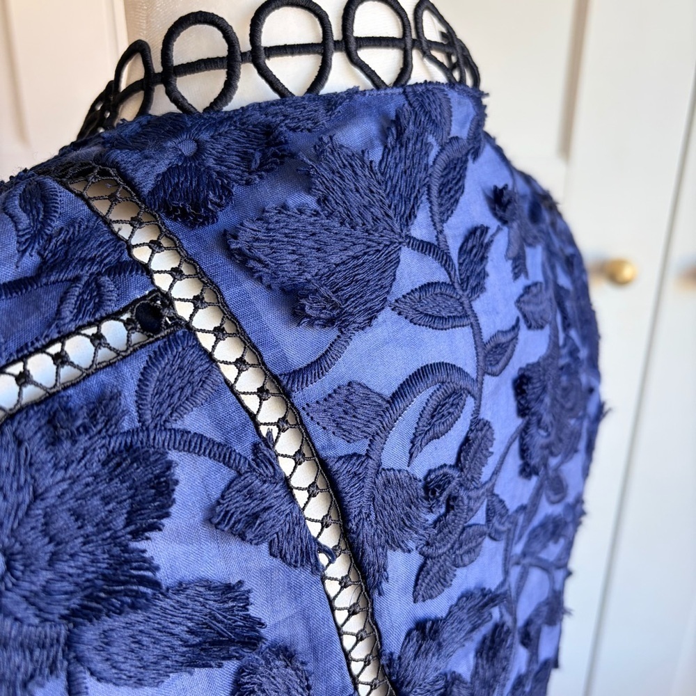 Elie Tahari Navy Lace Women's Blazer | 4 - Picture 3 of 6
